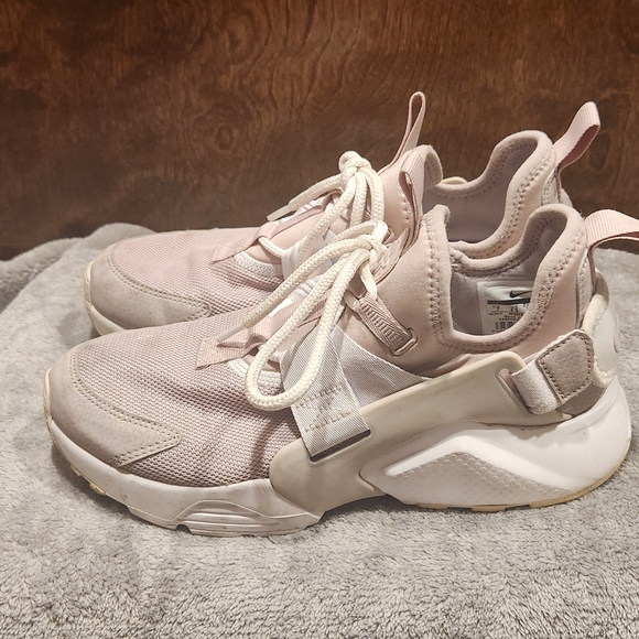 Nike Air Hurache - Picture 3 of 7